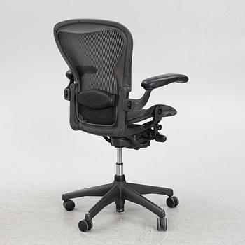 Don Chadwick/Bill Stump, desk chair, "Aeron", Herman Miller.