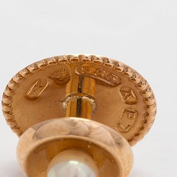Frackknappar, 14K guld, pärlor. Kupittaan Kulta, Åbo 1968.