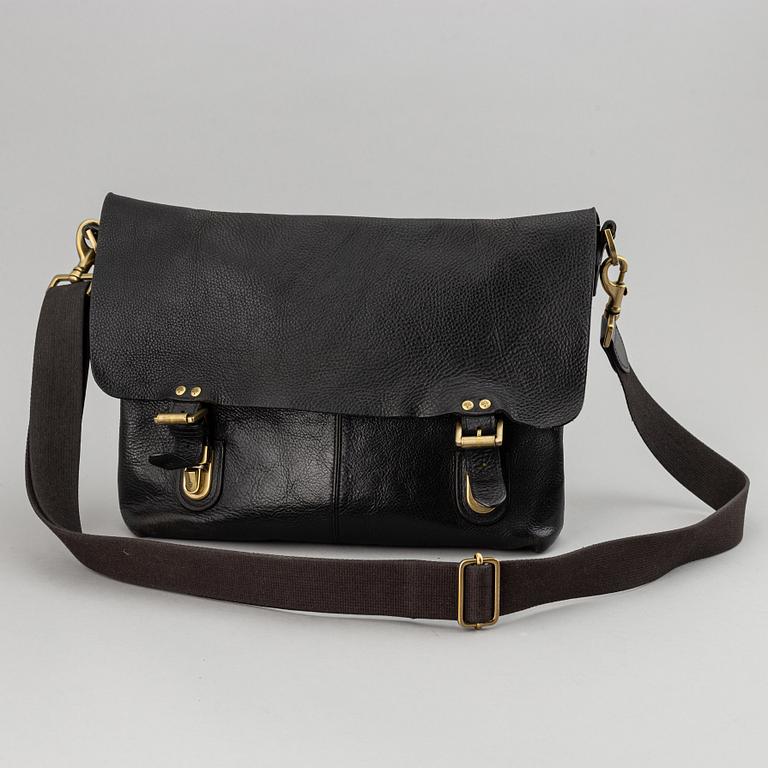 Mulberry, a 'Barnaby' messenger bag.