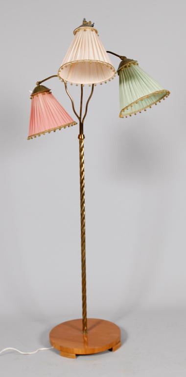 GOLVLAMPA, 1900-talets andra hälft.