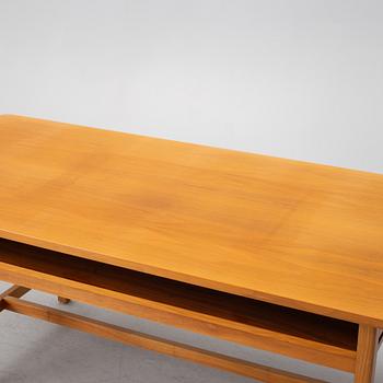 Josef Frank, soffbord, modell 2125, Firma Svenskt Tenn, 1960-tal.