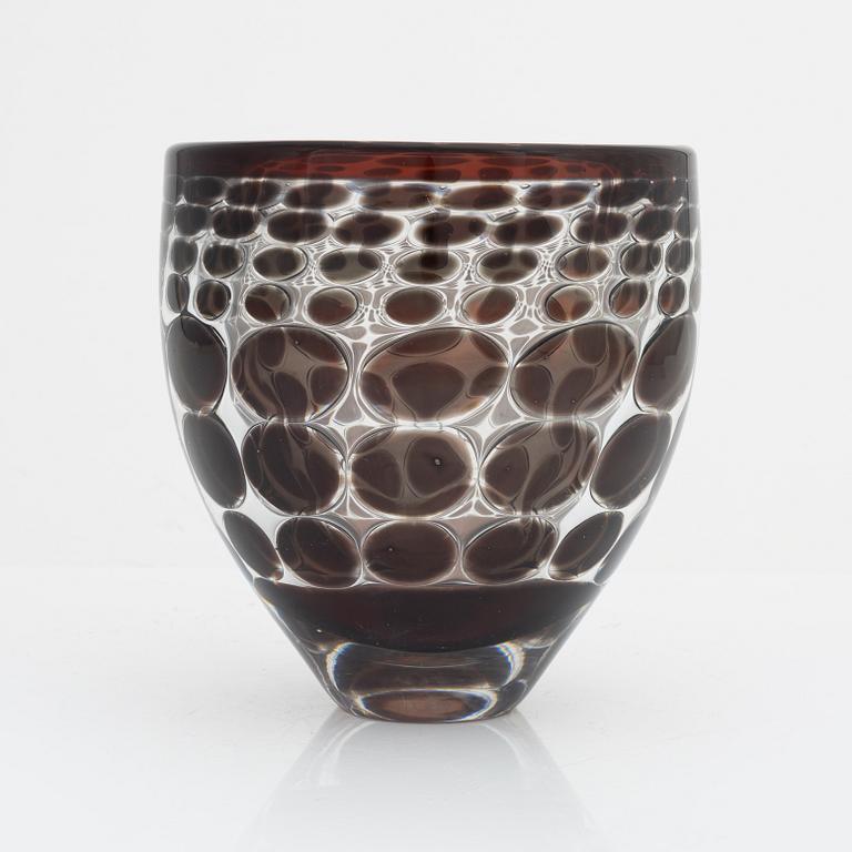 Ingeborg Lundin, an ariel glass vase, Orrefors, Sweden.