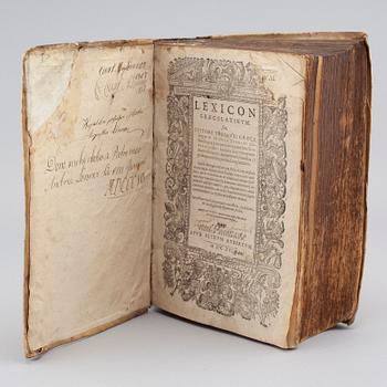 The book "Lexicon Graeco-latinum" by Joannis Scapulae, dated 1616.