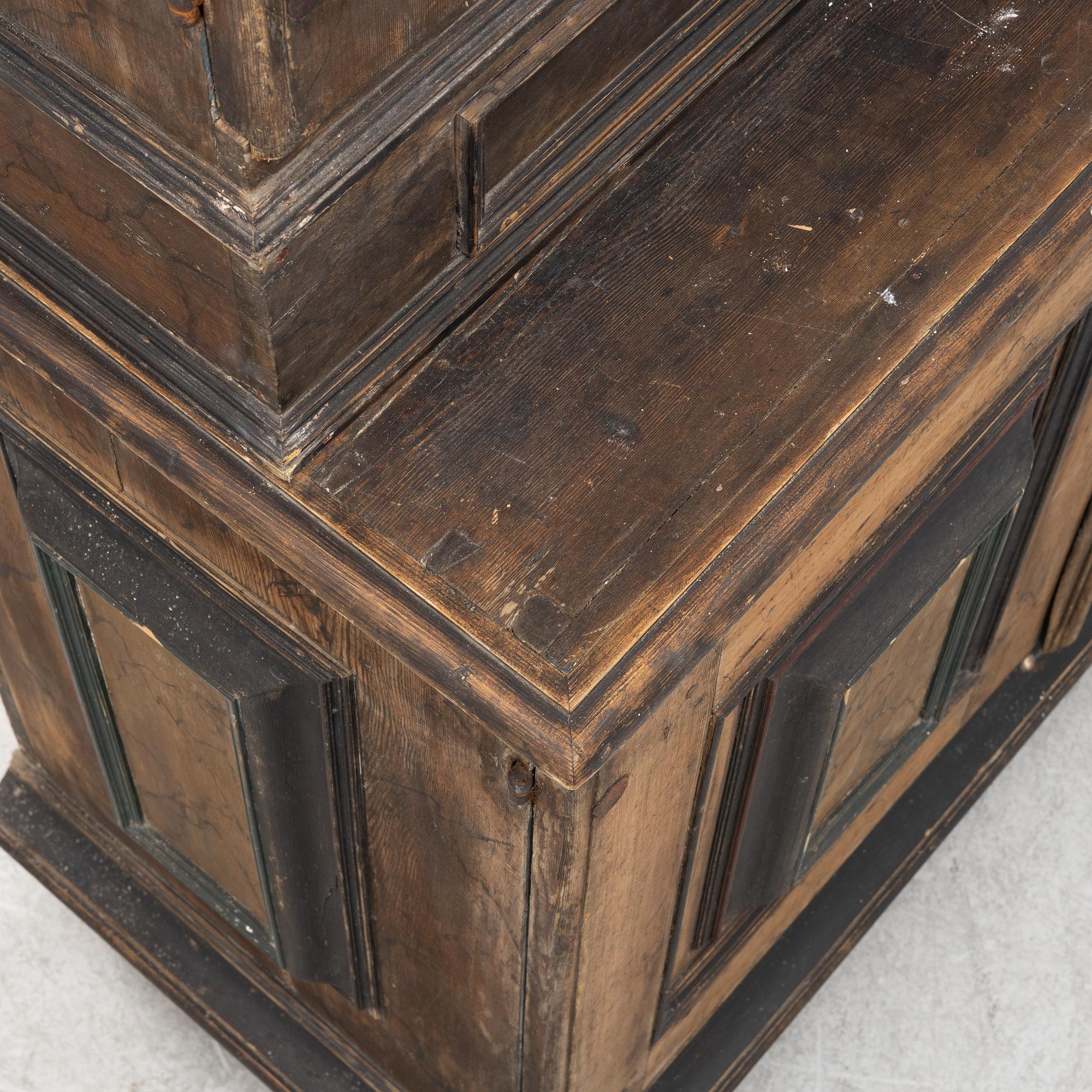 Cabinet, late Baroque, second half of the 18th century.