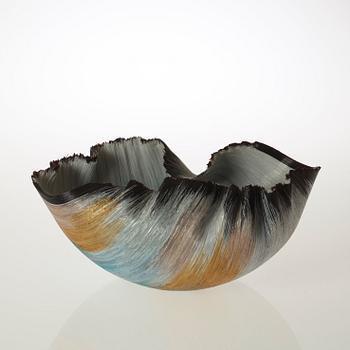 A Toots Zynsky 'filet-de-verre' glass bowl, Seattle, USA.