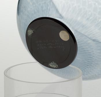 A Nils Landberg 'slipgraal' glass bowl, Orrefors 1963.