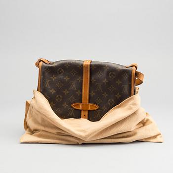 LOUIS VUITTON, Saumur 30" shoulderbag.