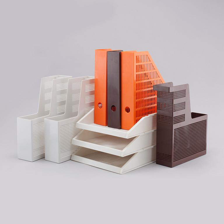 Six (3+3) journal holders and three file drawers, by Huskvarna Borstfabrik and Sinjet, 1970/80s.