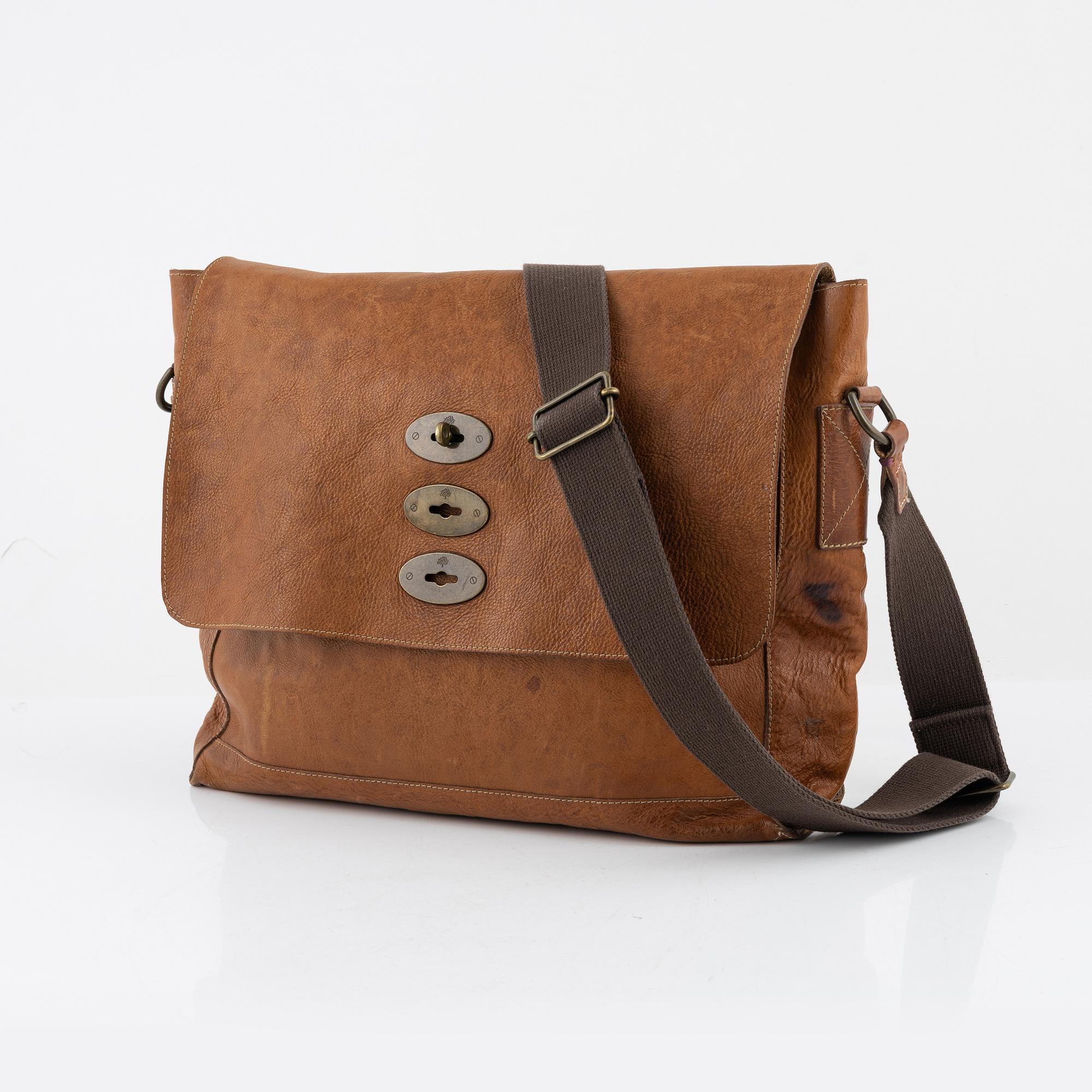 A Mulberry Anthony Messenger leather bag.