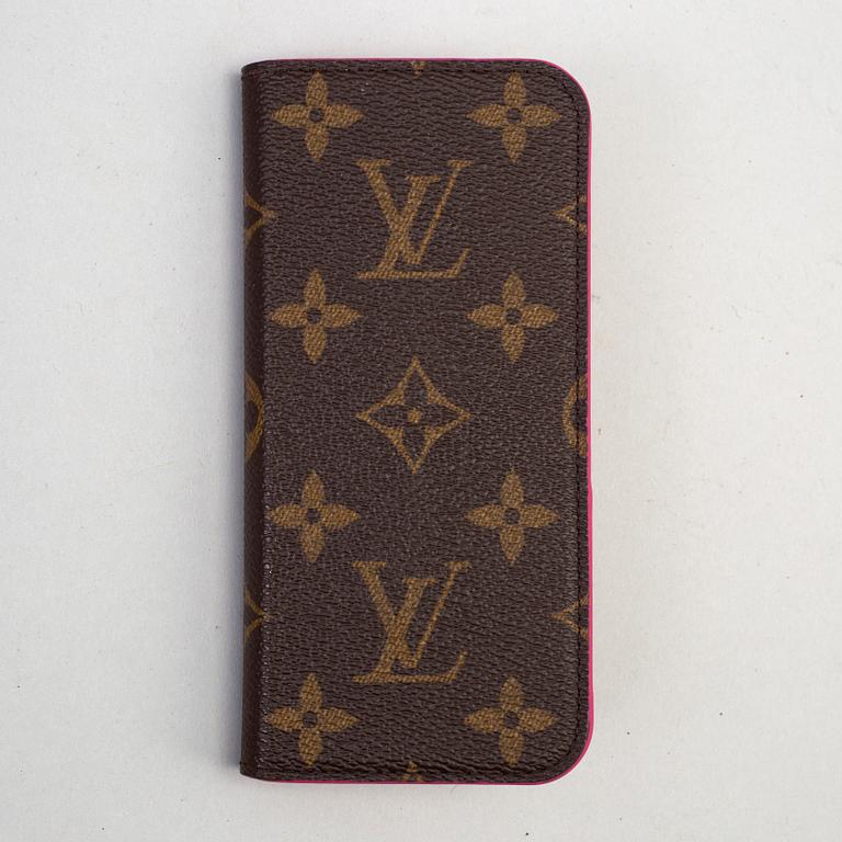 A Louis Vuitton Iphone, 6,7,8 mobile folio.