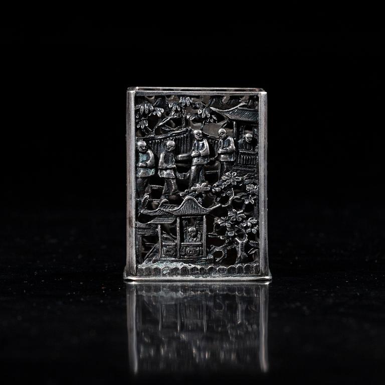 TANDPETARSTÄLL, Kina. Finska kontrollstämplar 1968. Vikt 70,8 g.