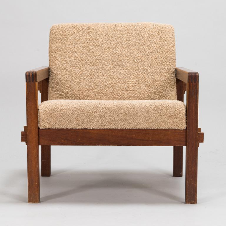 Reino Ruokolainen, a mid-20th century 'Tupa' (Cottage) armchair for Haimi.