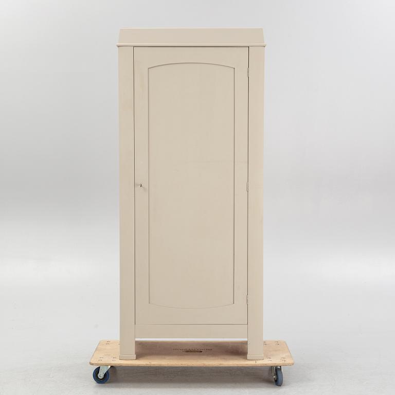 Klädskåp, tidigt 1900-tal.