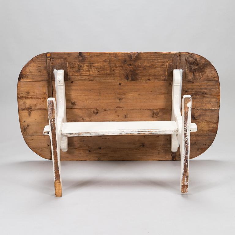 Pirttipöytä, luult. vuosisadan vaihde 1700/1800.