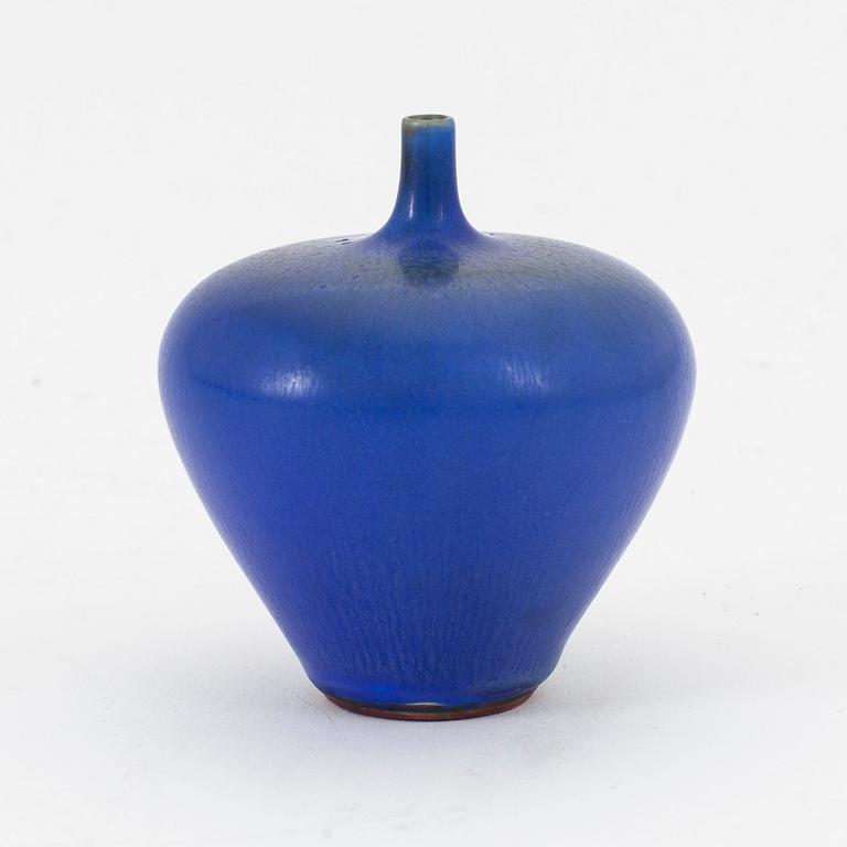Berndt Friberg, a stoneware vase, Gustavsbergs studio, 1963.