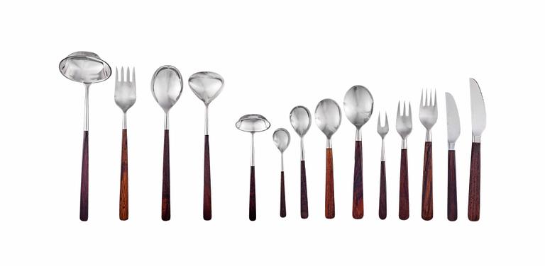 Bertel Gardberg, A 119 PIECE FLATWARE SERVICE.