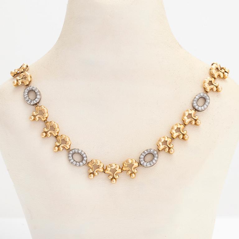 An 18K gold necklace with eight-cut diamonds totaling approximately 1.12 ct. With SJL-certificate.