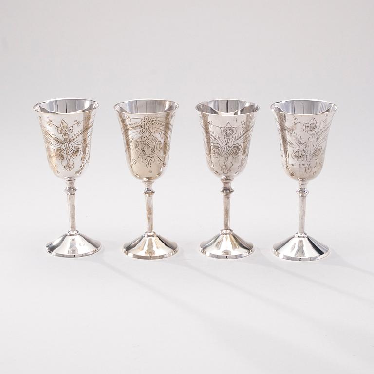 BÄGARE, 4 st, nysilver, troligen England 1900-tal.