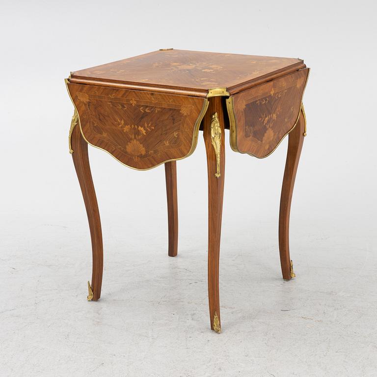 Bord, rokokostil, 1900-talets början.