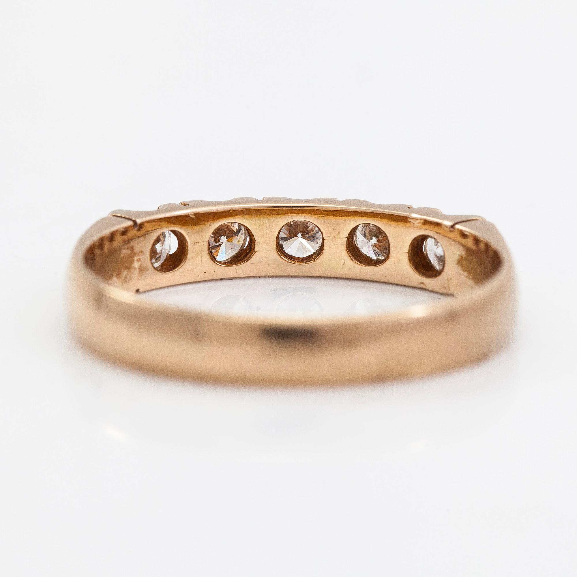 Ring, halvallians, 14K guld, briljantslipade diamanter ca 0.50 ct tot. Finland 1992. Med sertifikat.