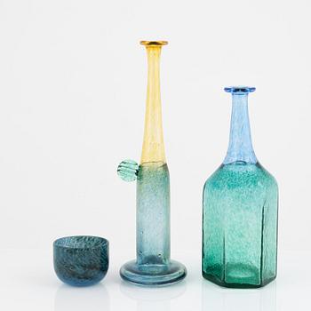 Bertil Vallien, vas, flaska samt skål, glas, Kosta Boda.