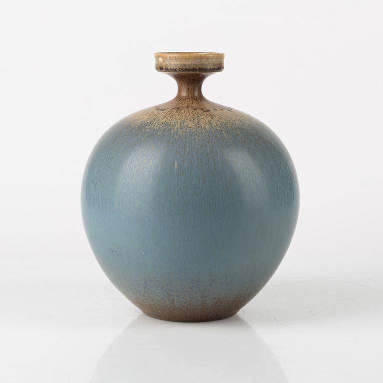 Sven Wejsfelt, a stoneware vase, Gustavsberg studio, Sweden 1987.