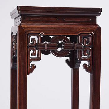 A hardwood tall table/pidestal, late Qing dynasty.