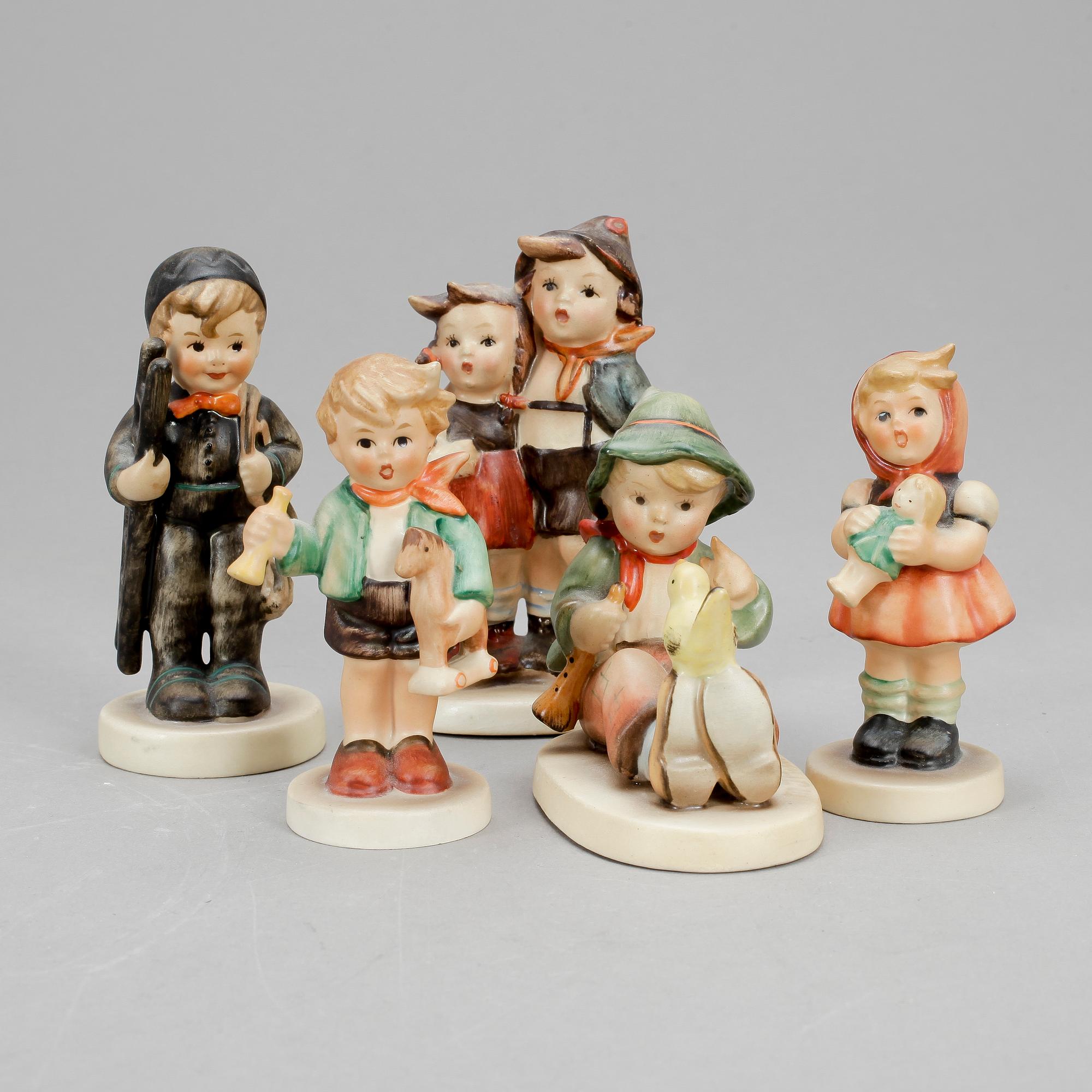 FIGURINER, 5 st, porslin, MJ Hummel, Goebel, 1900-tal.