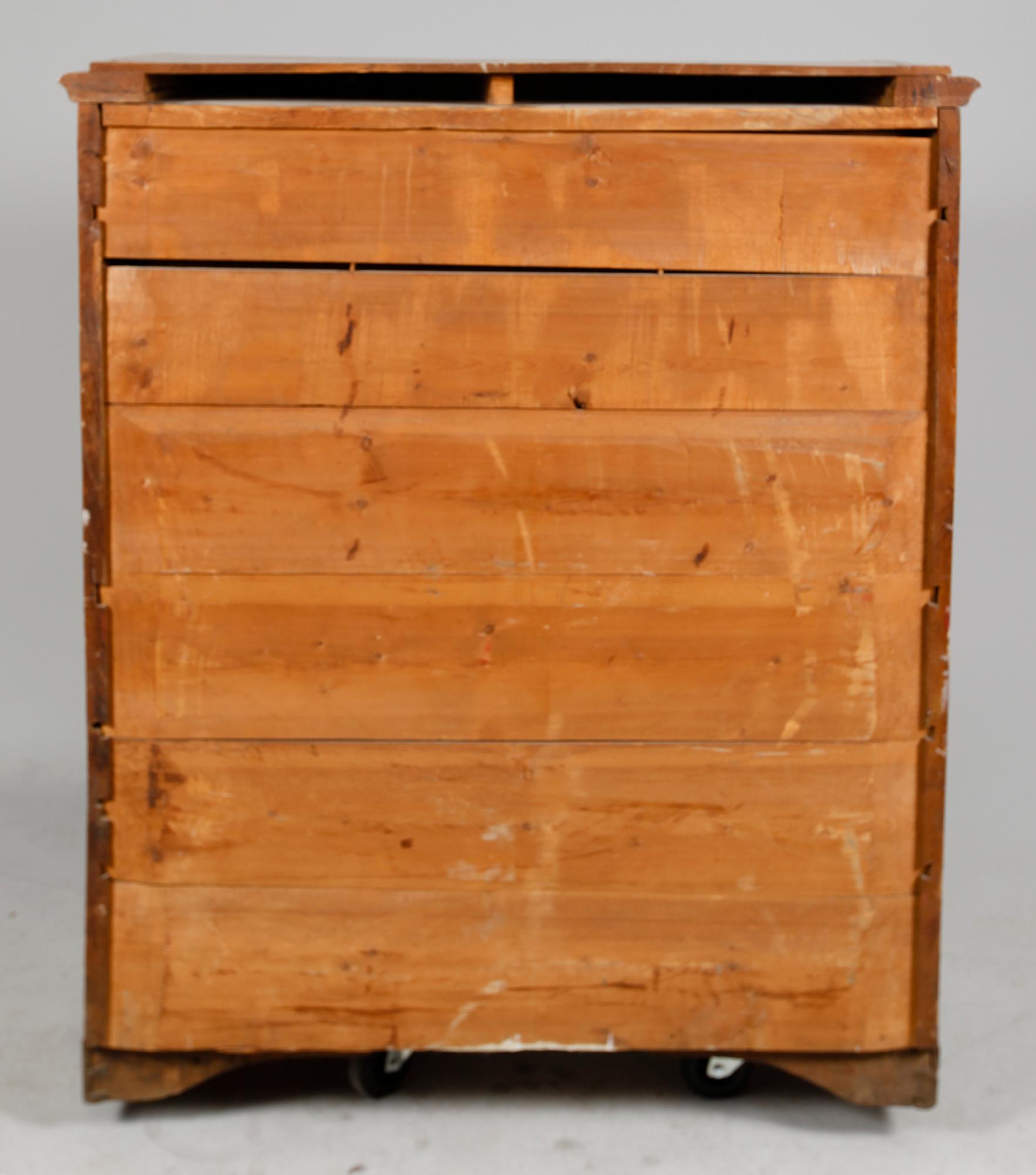 CHIFFONJÉ, 1800-talets mitt.
