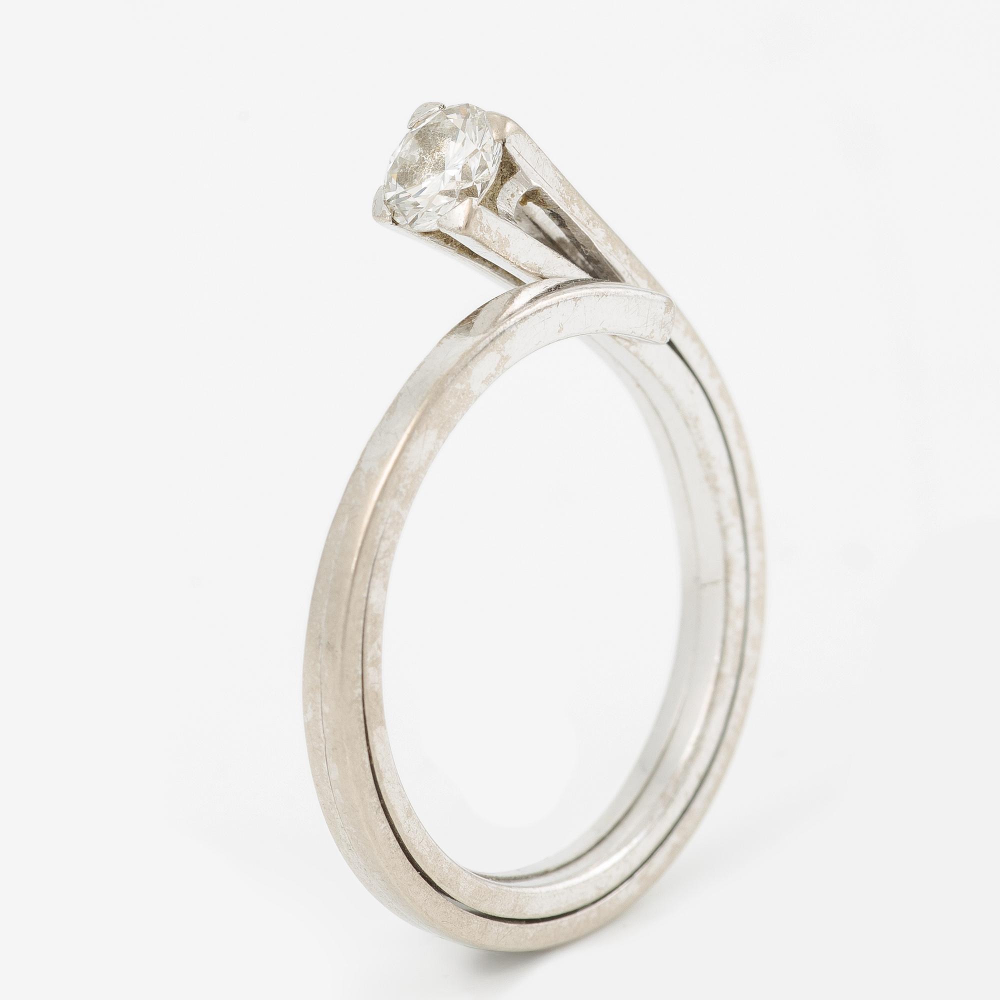 Ring, Sandström & de Wit, 18K white gold with brilliant-cut diamond 0.25 carat.
