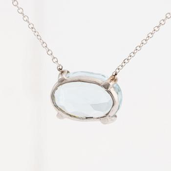 Necklace, 18K white gold with oval-cut aquamarine.