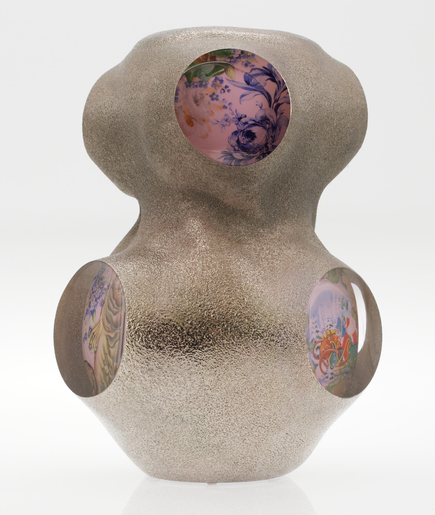 PER B SUNDBERG
Vas, "Fabula", Orrefors Limited Gallery 2004.