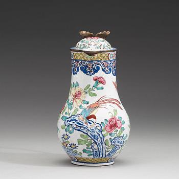 An export enamel on copper coffee pot with cover, Qing dynasty, Qianlong (1736-1795).