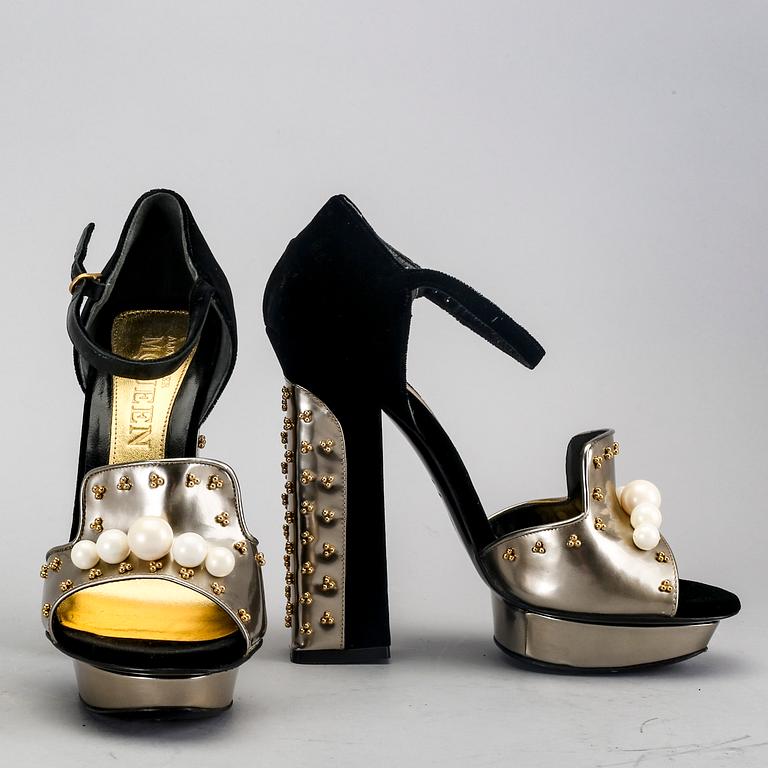 Alexander McQueen, a pair of shoes.