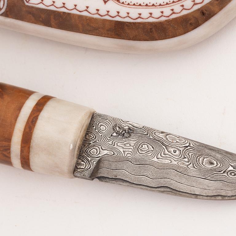 A birch and reindeer horn knife by Anders Sunna, before 2008, signed.