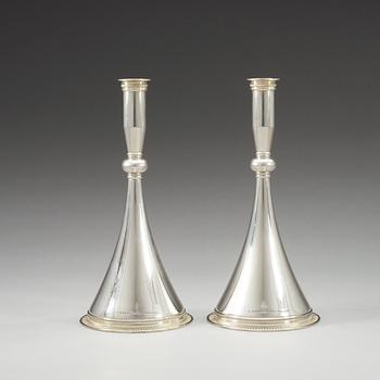 A pair of Wiwen Nilsson sterling candlesticks, Lund 1964.