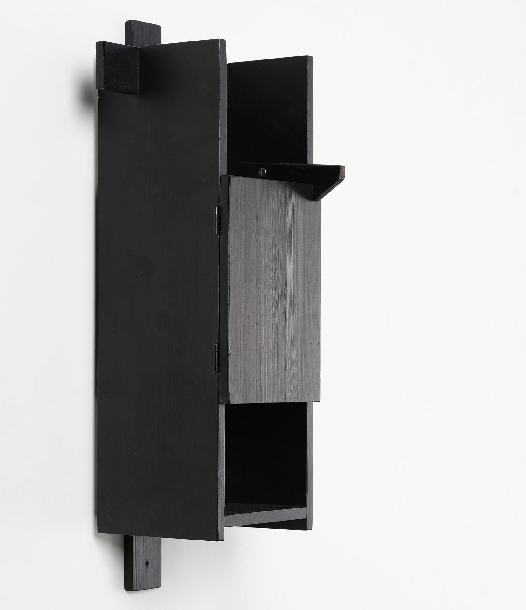 John Kandell, väggskåp, variant av "Arkitektskåpet", ed. 6/20, Källemo, Värnamo, efter 1989.