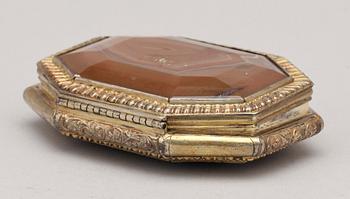 DOSA, agat samt metall, 1800-tal.