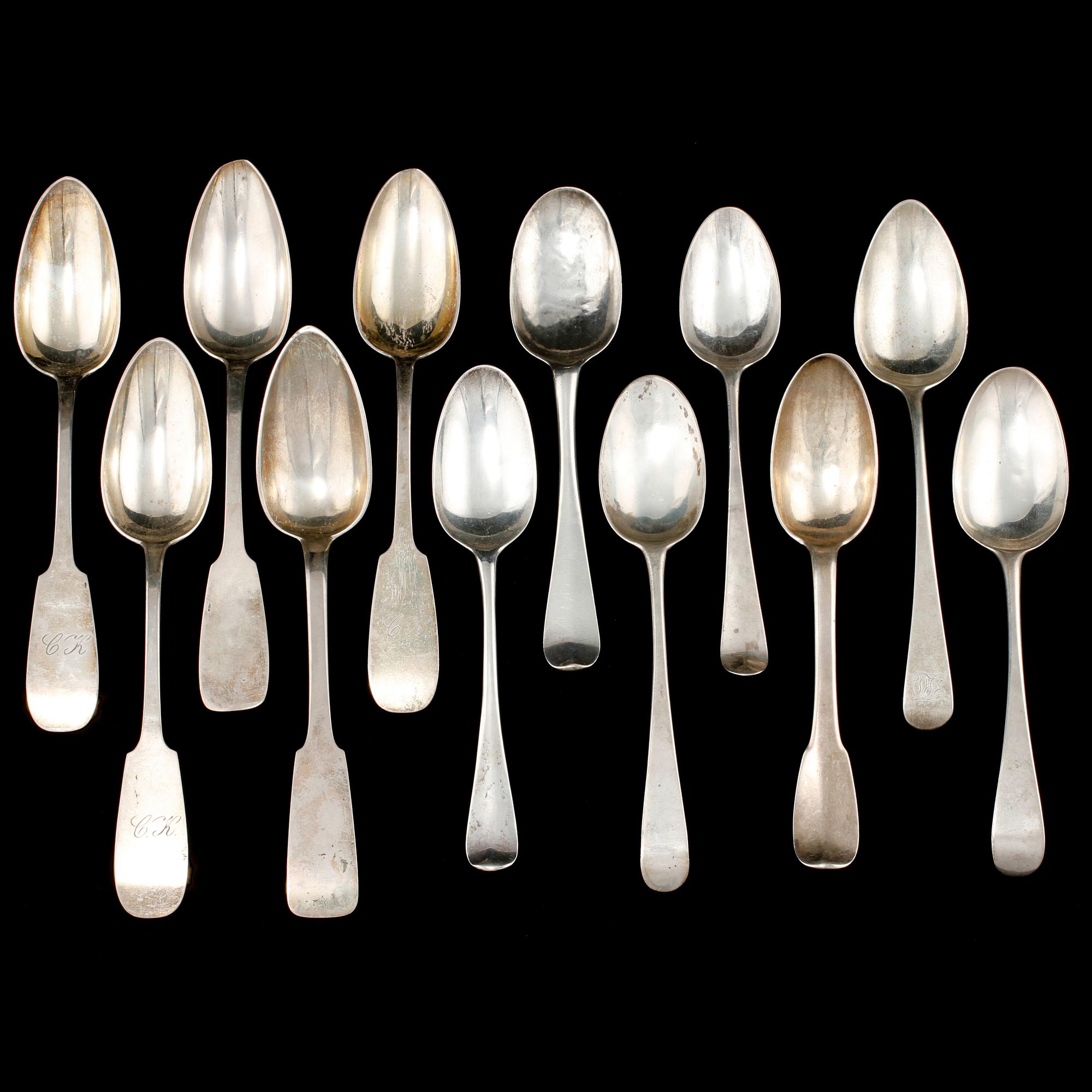 SKEDAR, 12 st, silver, London m.m, 1700/1800-tal. Vikt 680 g.