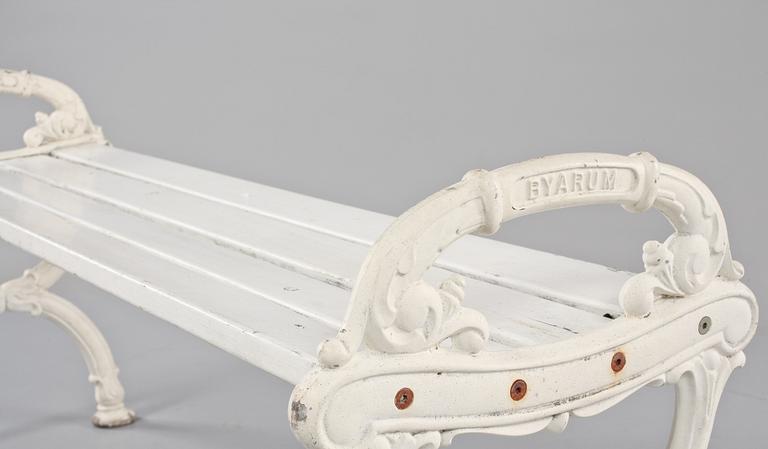 TRÄDGÅRDSBÄNK, Byarum, 1900-talets andra hälft.