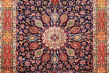 Matta, Keshan, ca. 330 x 244 cm.