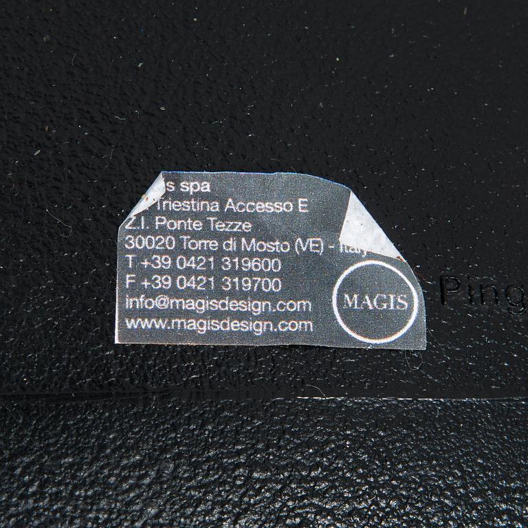 Eero Aarnio, "Pingy", Me Too Collection, Magis, Italia 2011.