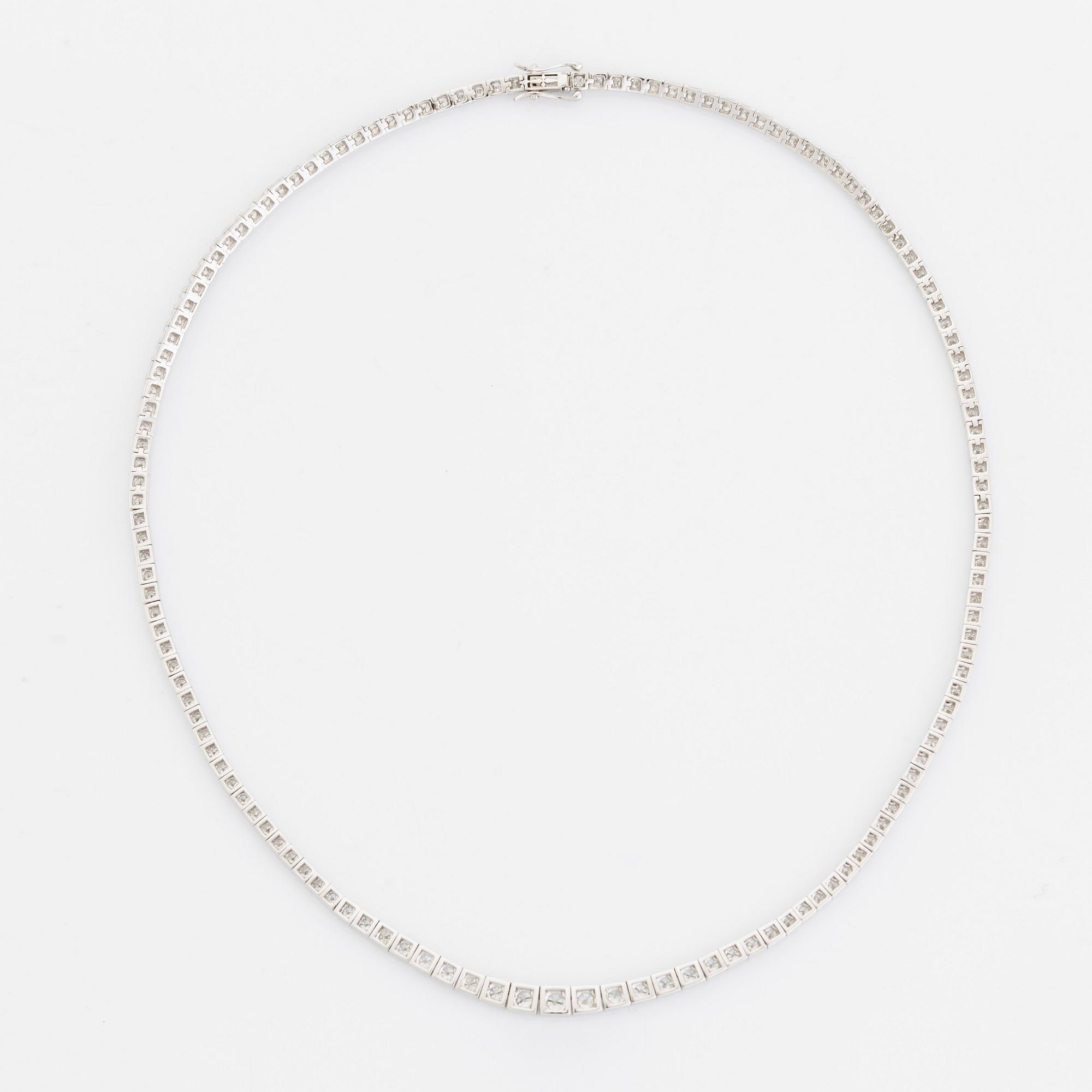 Brilliant cut diamond rivière necklace.