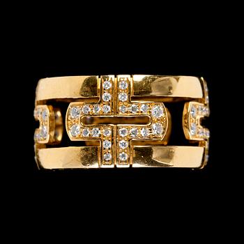 913. A Bulgari 'Parentesi' gold and diamond ring.