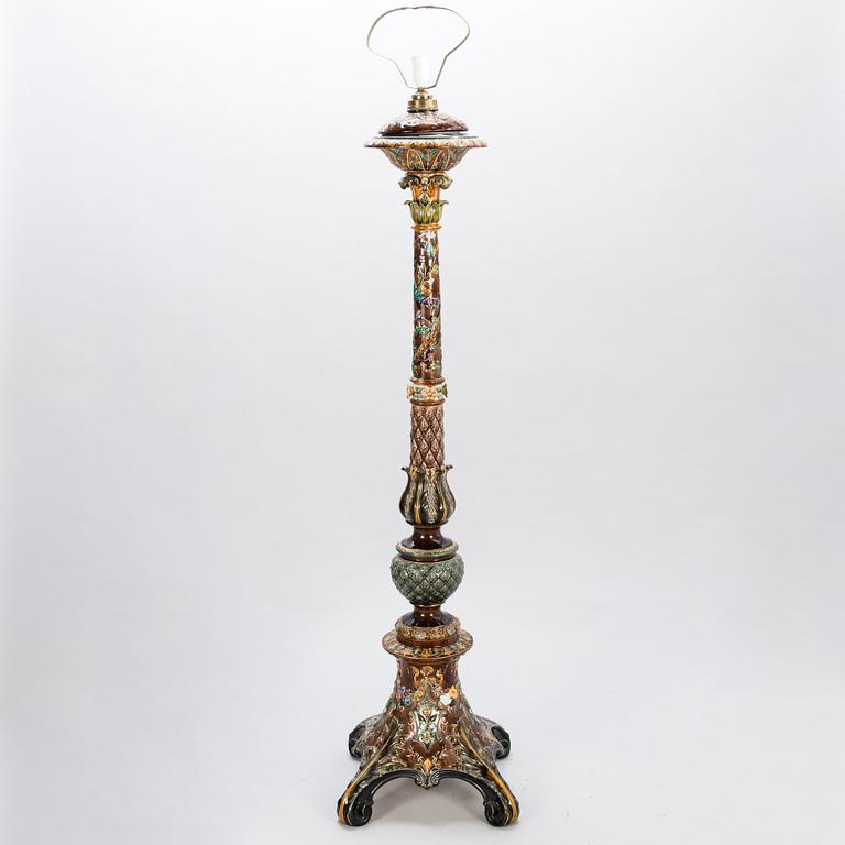 An early 20th Century majolica floor lamp, Arabia, Finland.