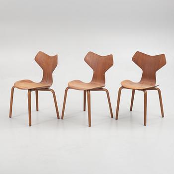 Arne Jacobsen, a set of three 'Grand Prix' chairs, Fritz Hansen.