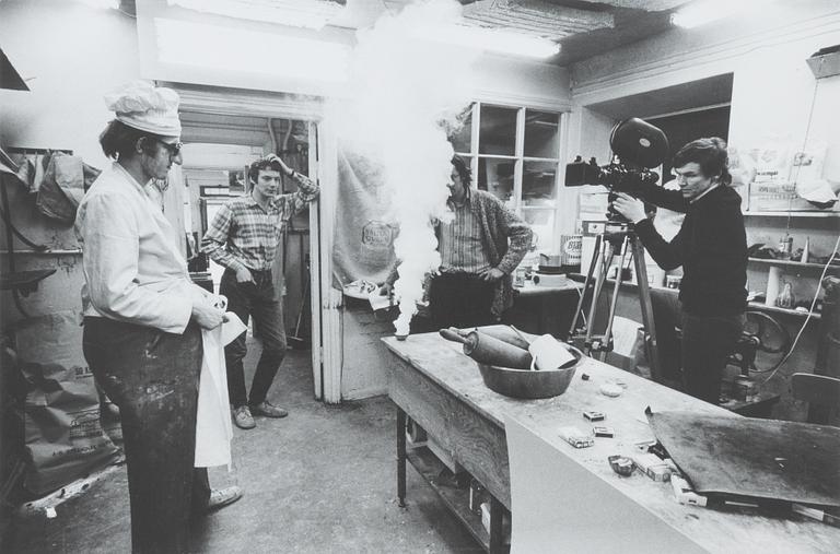 Carl Johan De Geer, fotografi, signerat 10/30.