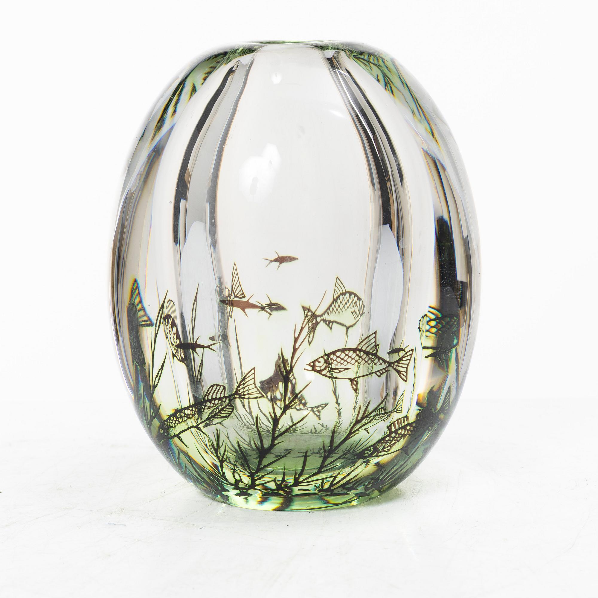 Edward Hald, A 'fiskgraal' glass vase, Orrefors, Sweden, 1957.