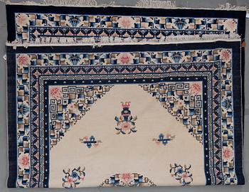 MATTA, Kina. Ca 347x246 cm.