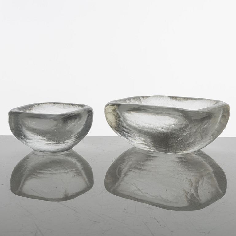 Vicke Lindstrand, bowls, 3 pcs, "Platina", Orrefors.